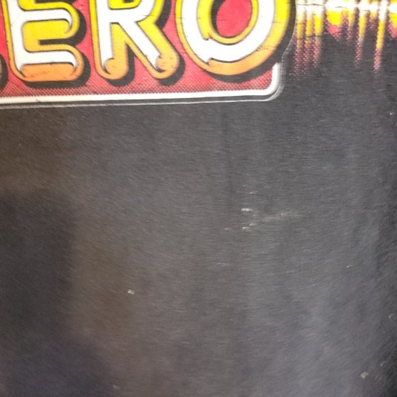 Thrashed Zero Skateboards T-Shirt Distressed 90's Size Small (has holes on back) - Picture 6 of 11